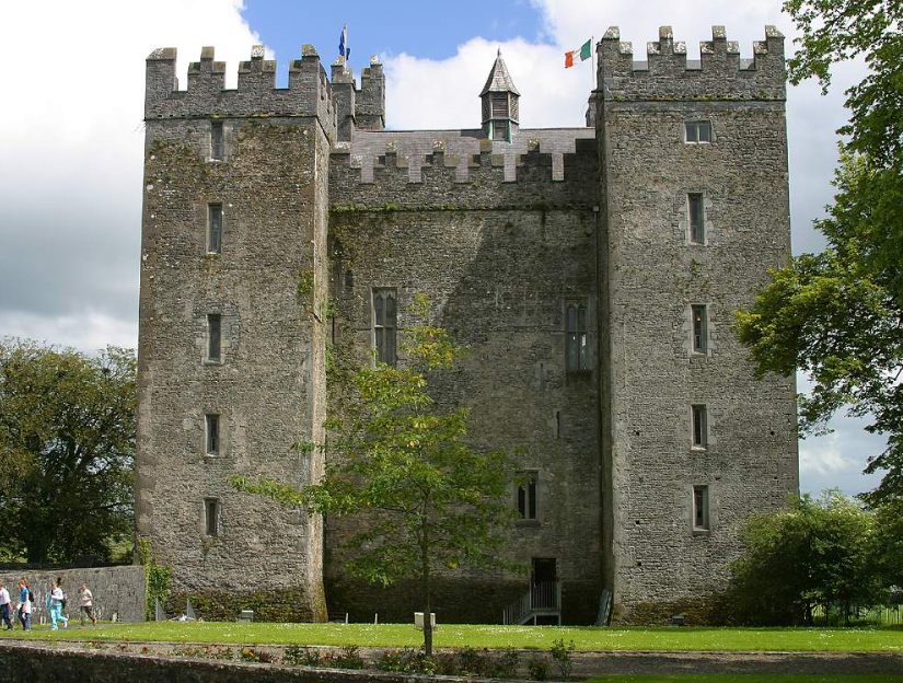 Bunratty Castle &amp; Folk Park, County Clare, Ireland